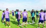 النصر يكسب ودية نيوشاتيل السويسري