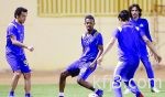 الهلال يجدد الثقة في دونيس ويفقد خدمات الميدا والشمراني