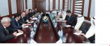 وفد أعضاء مجلس الشورى يلتقي رئيس مجلس النواب بجمهورية طاجيكستان
