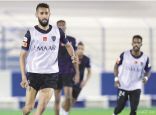 الهـلال يبـدأ معسكـره بمـناورة