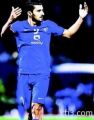 الأرجنتيني دييغو كوكا يدخل خيارات الهلال لتدريبه الموسم المقبل