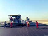 النقل تواصل أعمال إصلاح وتوسعة طريق الخفجي أبو حدرية