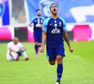 الهلال يكافىء أكبر حضور جماهيري برباعية أحد